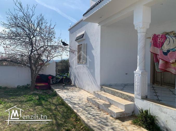 Belle maison S+2 avec jardin à Hammamet Sud à vendre 51355351