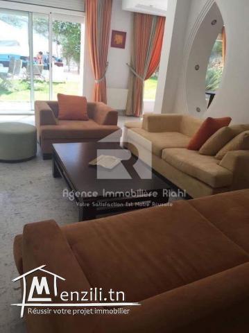 À LOUER (Court Durée) | Villa S+6 Pied dans l'Eau – Chatt Meriem, Sousse