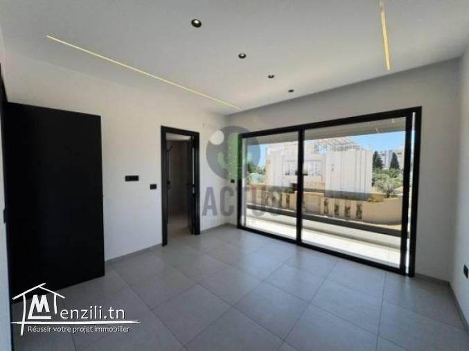 À vendre S3  de 160m² à Hammamet Centre.