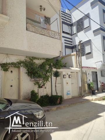 A louer 1ier etage maison a la marsa
