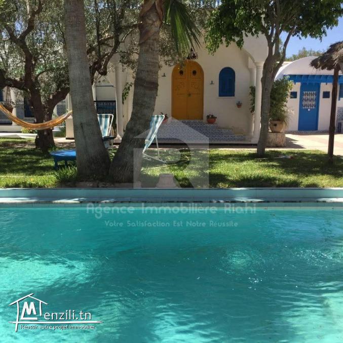 À LOUER (Courte Durée) | Villa S+3 avec Piscine & Jacuzzi | Akouda – Campagne de Sousse