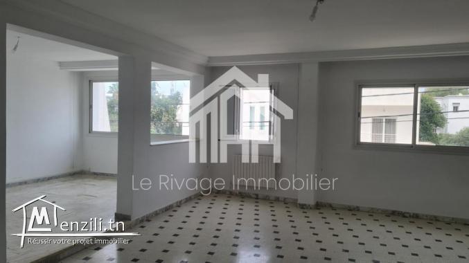 un magnifique premier étage de villa