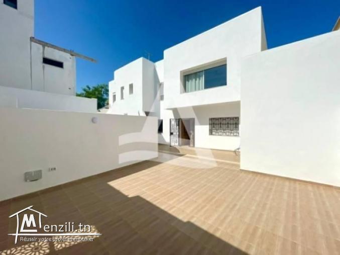 Location d'un RDC avec jardin à Gammarth