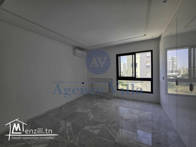 un bel appartement s2 aux jardins de carthage