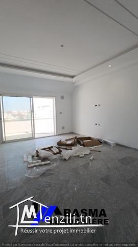 Un appartement s+2 à vendre de 150 m2