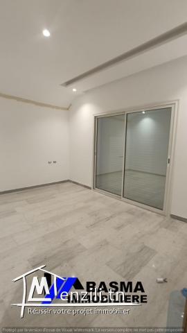 Un appartement s+2 à vendre de 150 m2