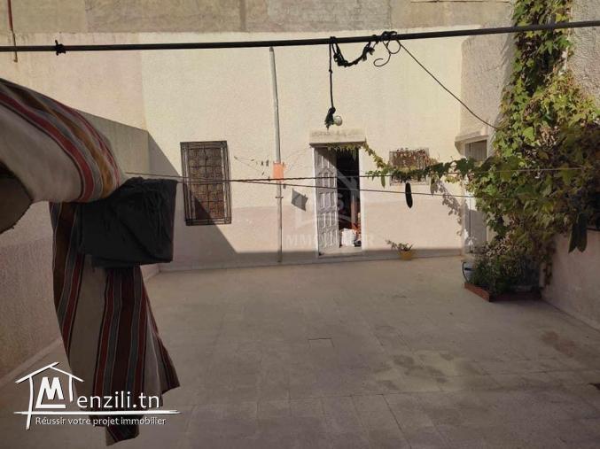 Maison arabesque S+3 à vendre à Korba 51355351