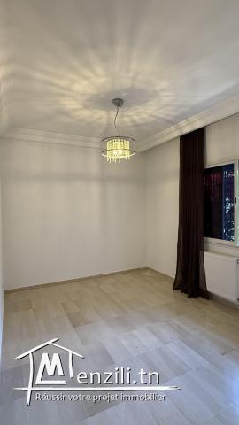 A louer appartement S+2 cité Nasr 2, derrière clinique Amilcar.