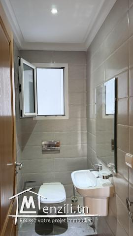 A louer appartement S+2 cité Nasr 2, derrière clinique Amilcar.