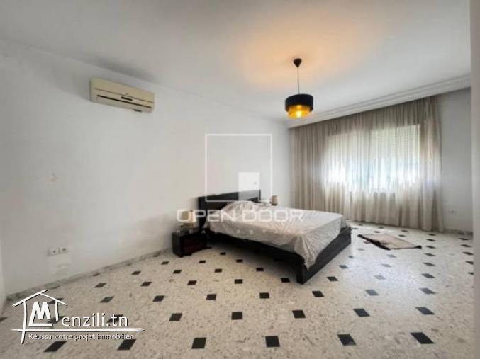 A vendre Villa S4  à la Marsa