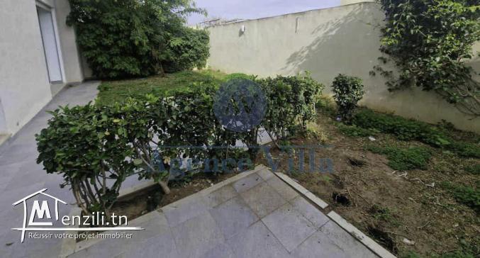 un appartement s2 à la soukra avec jardin