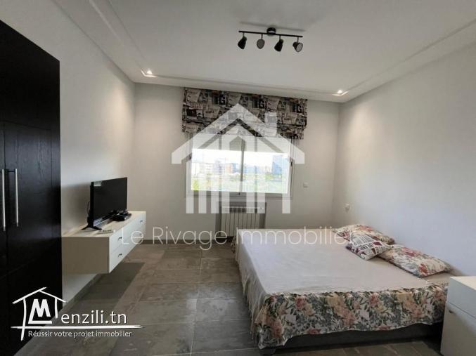 un appartement de 460 m2  avec jardin