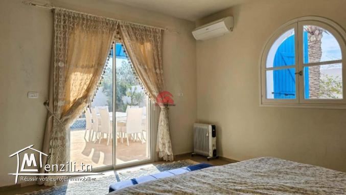 VILLA AVEC PISCINE À HOUMT SOUK DJERBA - RÉF L768