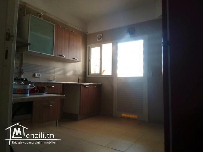 A VENDRE S+2 appartement s+2 de 127m²