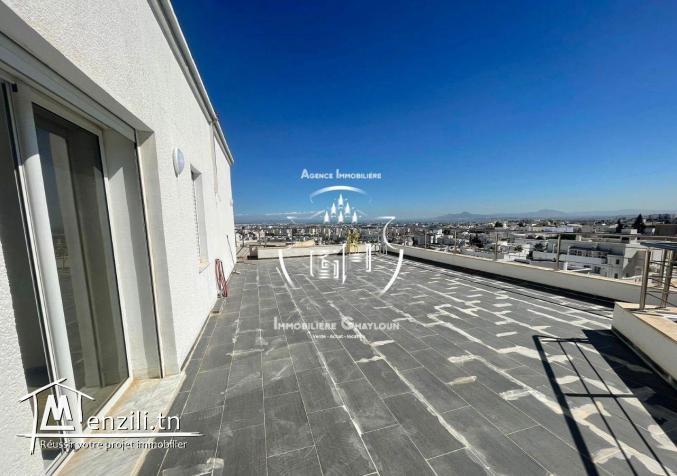 Villa à louer Ennasr 2