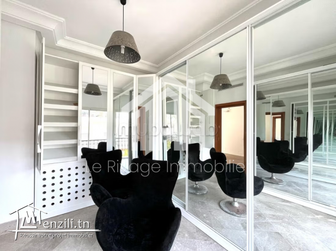 un triplex S4 à la marsa nassim