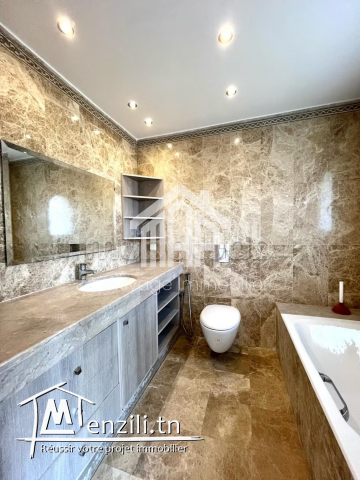 un triplex S4 à la marsa nassim