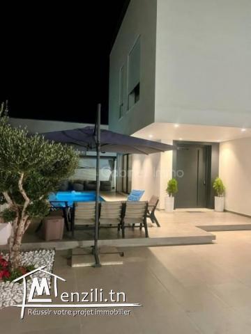 Vente Villa en Triplex à Megrine Côteaux