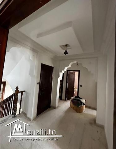 À louer – Villa à usage bureautique à Menzah 5