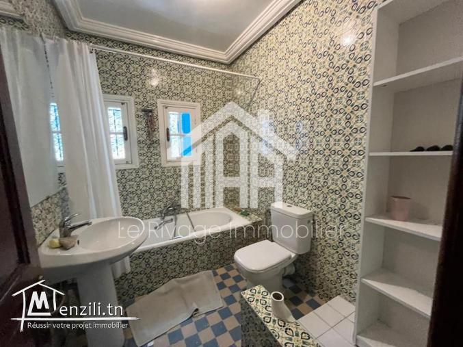 une spacieuse villa S+6