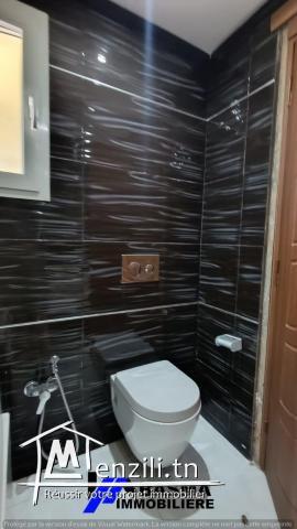 A VENDRE: Un appartement S+2 à Khzema Est