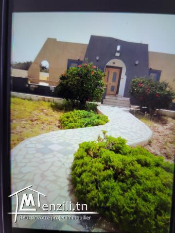 Belle maison a midoune