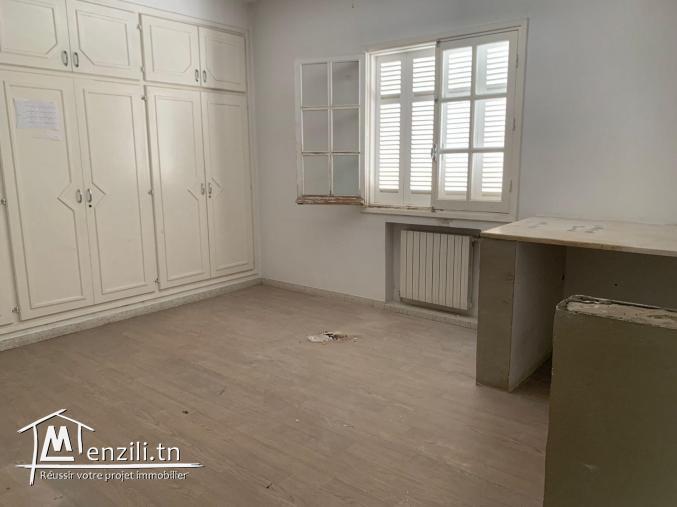 Maison à louer pour bureaux