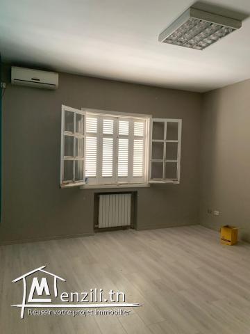 Maison à louer pour bureaux