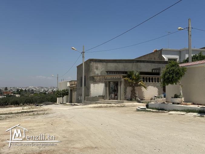 Maison à vendre à Hammam-Sousse – 275 m² sur 2 niveaux