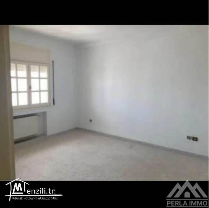 Appartement S4 rénové Soukra