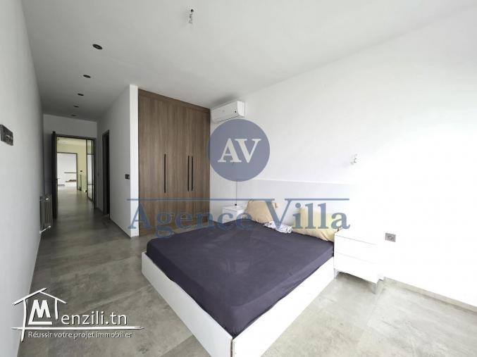 une villa meublée à la soukra avec piscine