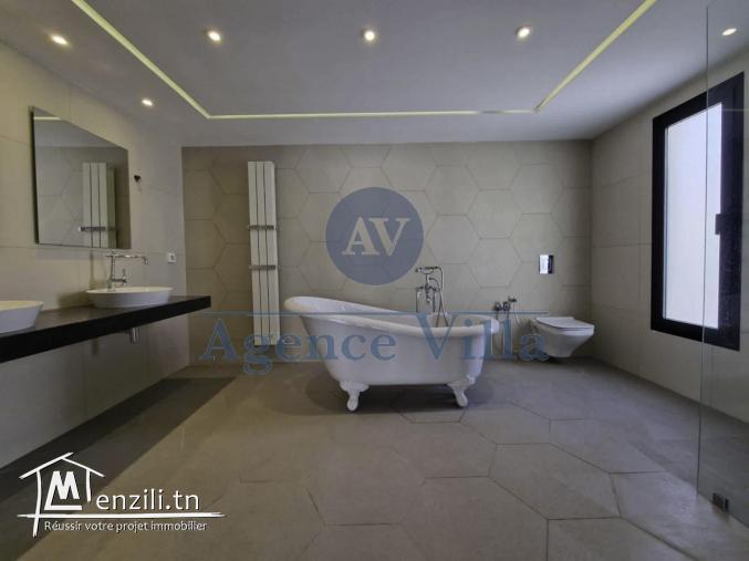 une villa meublée à la soukra avec piscine