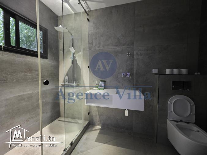 une villa meublée à la soukra avec piscine