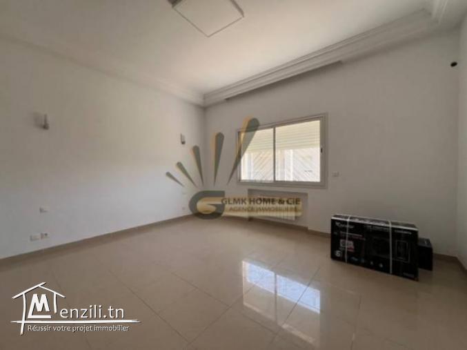 A Louer étage de villa lac2