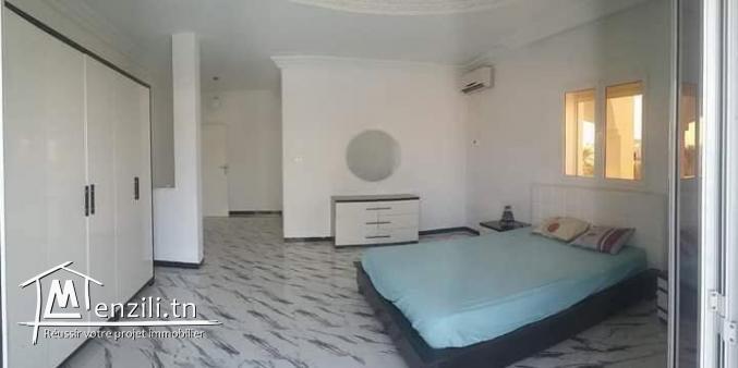 Grande villa en face la plage