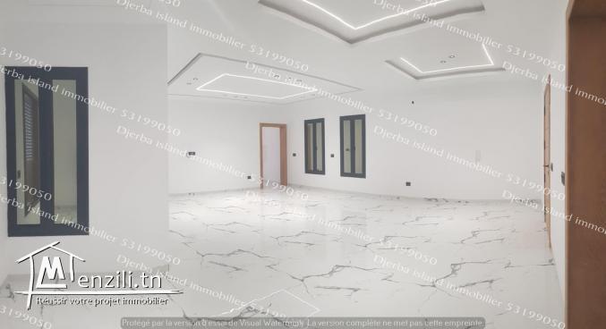 villa a vendre avec piscine sur terrain de  500 m2