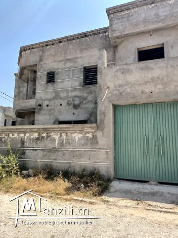 Villa duplex américain inachevée.