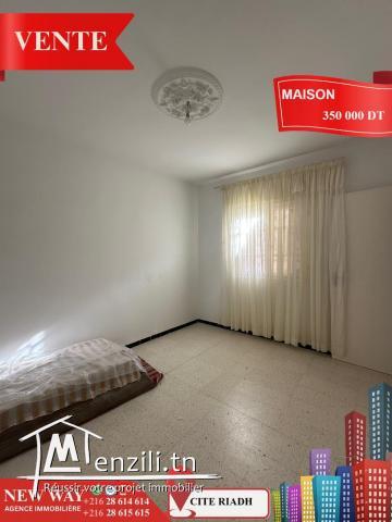 Maison indépendante (S+4) à Cité Riadh