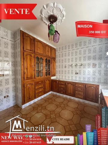 Maison indépendante (S+4) à Cité Riadh