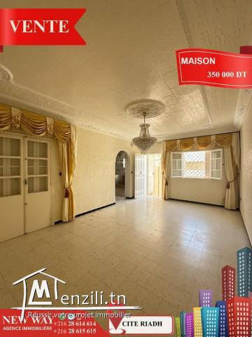 Maison indépendante (S+4) à Cité Riadh
