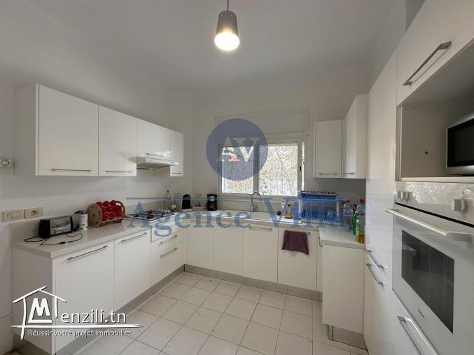 une villa s6 à gammarth