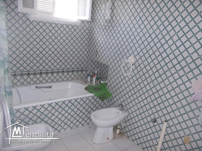 un etage de villa a louer a la Marsa