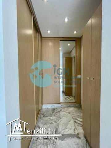 A Louer Villa S5 avec piscine à Gammarth