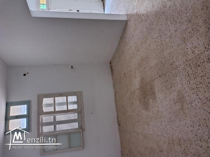 A VENDRE MAISON KSOUR ESSEF 15 MN CENTRE VILLE EN RDC