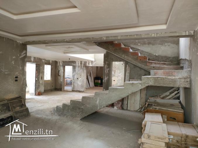 Maison Style Américain presque achevée