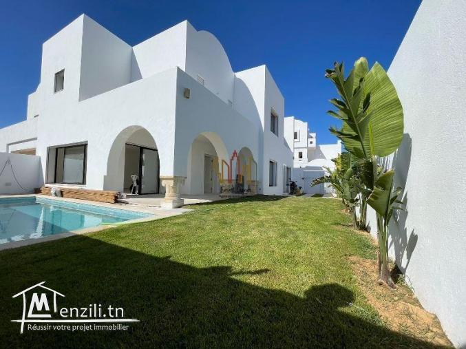 V477 Villa LE PALAIS