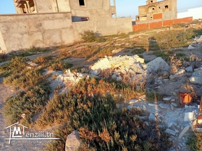 Terrain de 350 m2 à vendre