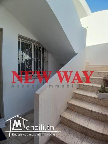 Maison à Cité Riadh , Proche de toutes Commodités