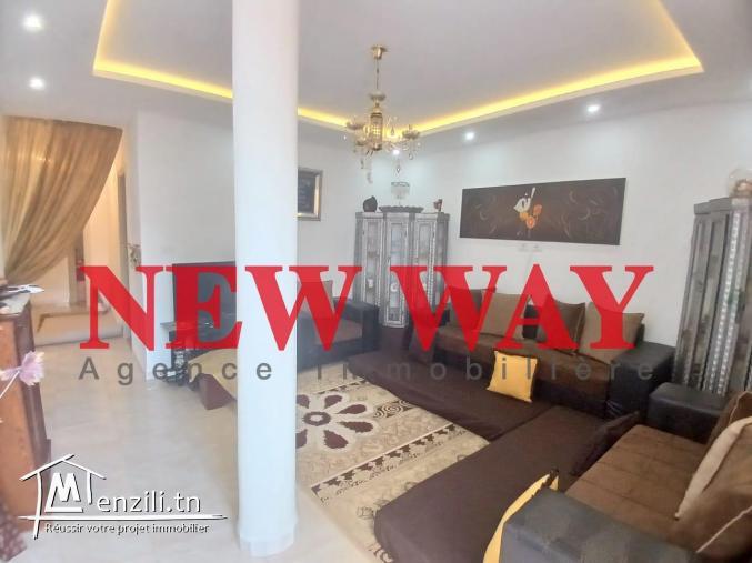 Maison à Cité Riadh , Proche de toutes Commodités