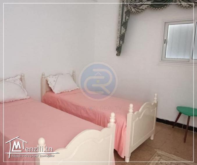 Maison en face du port